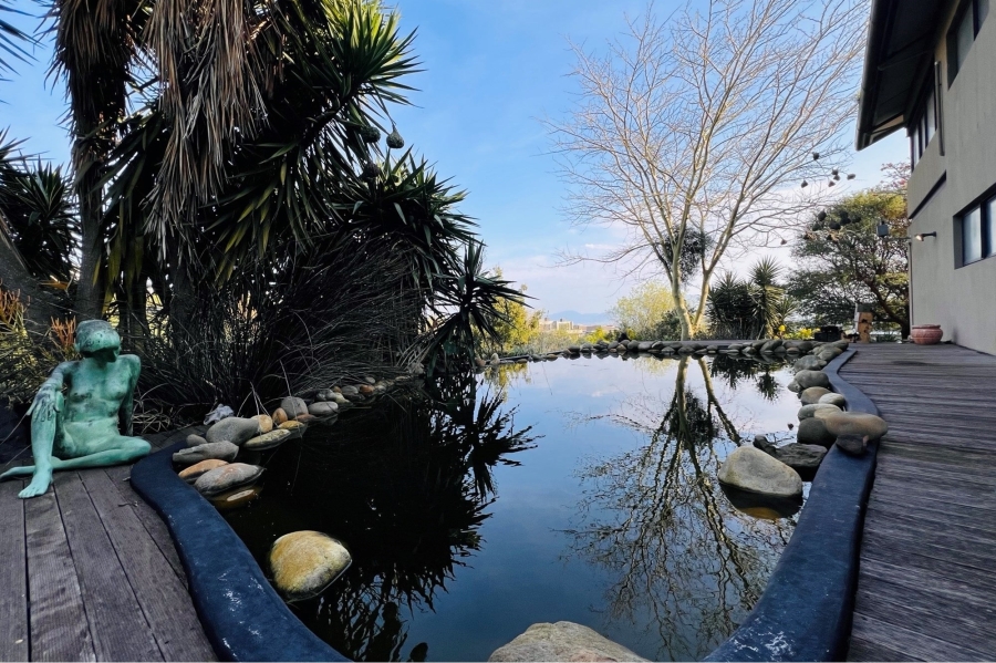 4 Bedroom Property for Sale in Baronetcy Estate Western Cape
